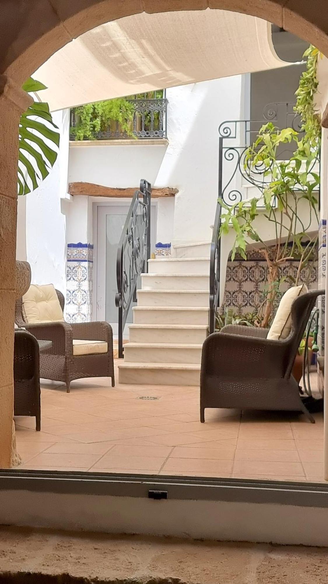 Boutique B&B Numero Cuatro เบนิสซา ภายนอก รูปภาพ