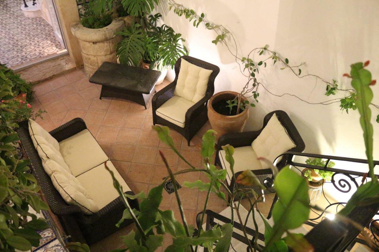 Boutique B&B Numero Cuatro เบนิสซา ภายนอก รูปภาพ